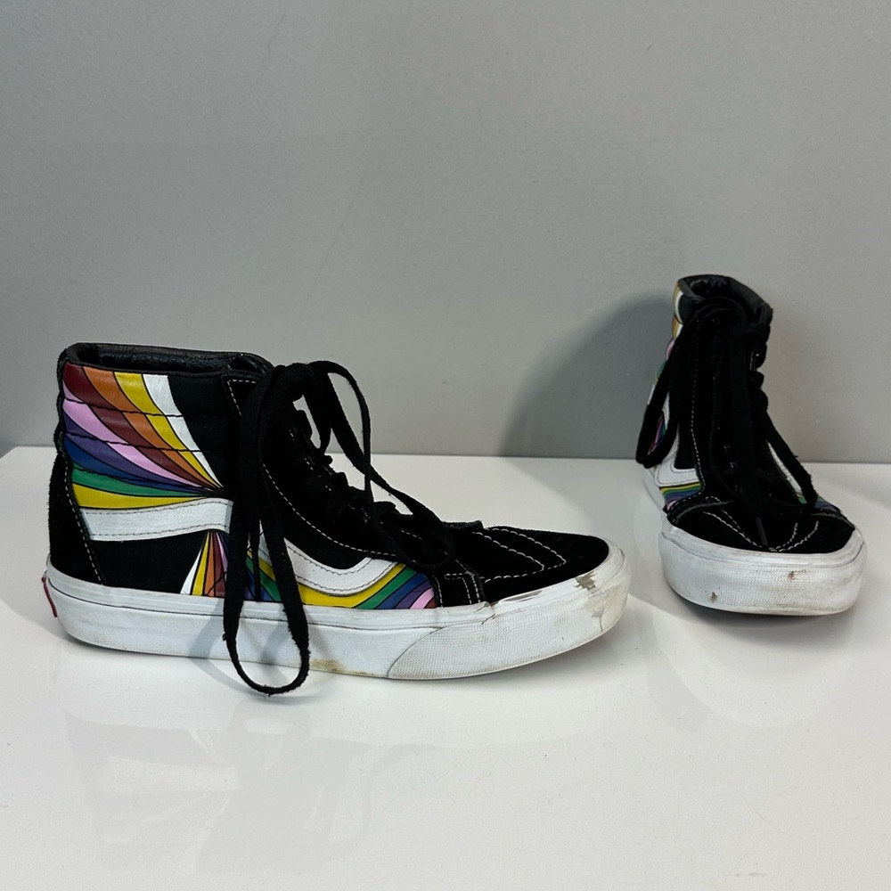 Vans High Top Sk8-Hi Reissue Refract Rainbow Sneakers Women’s 7.5 Men’s 6